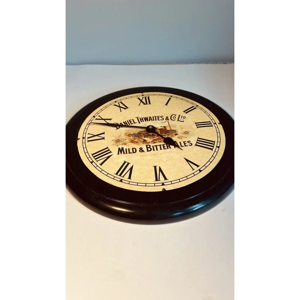 Daniel Thwaites  Wall Wooden Clock Uk Brewery Man Cave mild Bitter Ale Beer